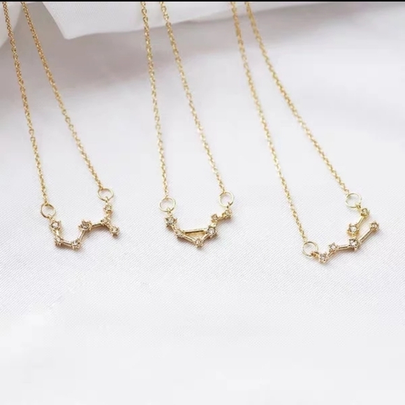 NEW Scorpioβ Gold Crystal Constellation Necklace - Picture 2 of 8
